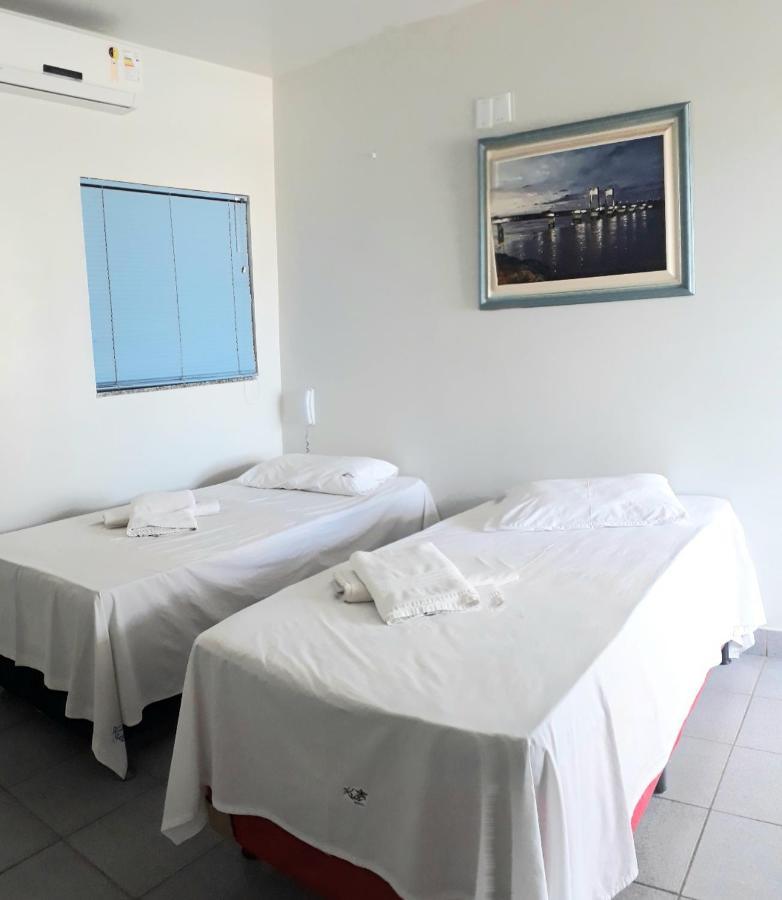 Kris Hotel 彼得罗利纳 外观 照片
